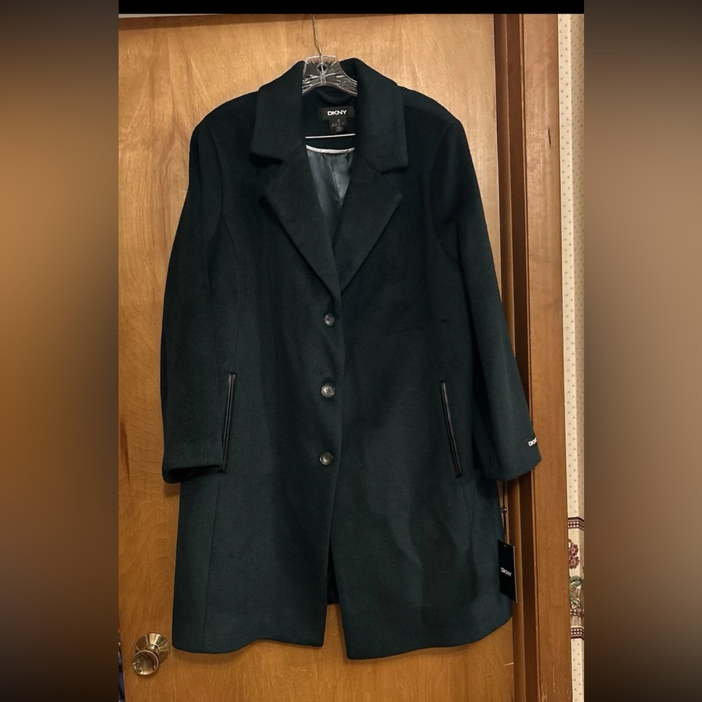 DKNY Women’s Long Green Walker Trench Coat Size 2X NWT
